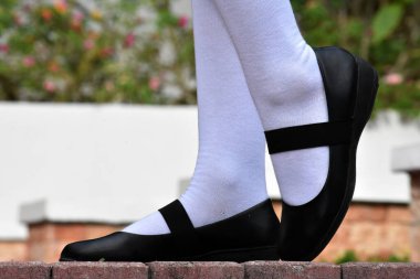 Beyaz Çorap Giyen Genç Kadın Ayakları