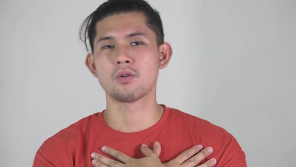 Een Aziatische man liefde en waardering — Stockvideo