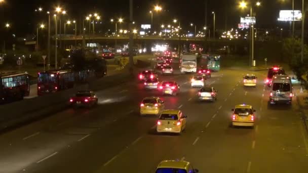 Rijden op wegen, straten, nacht, duisternis — Stockvideo