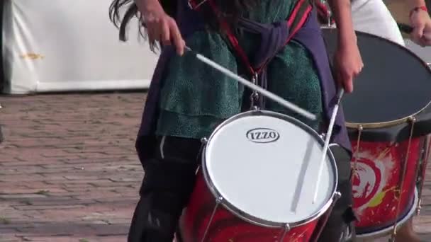 Drums, percussie, muziekinstrumenten — Stockvideo