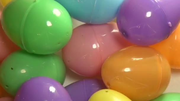 Пасхальные яйца, конфеты, праздники — стоковое видео