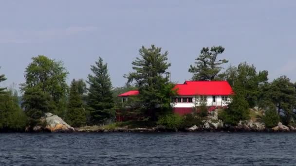 Λίμνη σπίτια, εξοχικές κατοικίες, shorefronts — Αρχείο Βίντεο