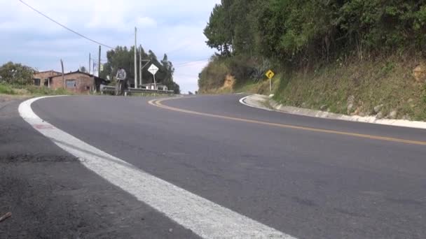 Pessoas andando Bicicletas, Bicicletas, Ciclismo, Transporte — Vídeo de Stock