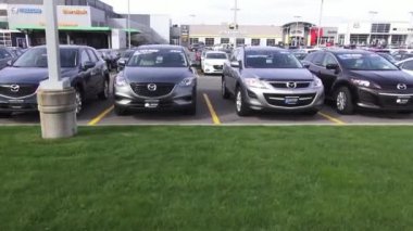 Arabalar, bayilik, Satılık yeni ve ikinci el