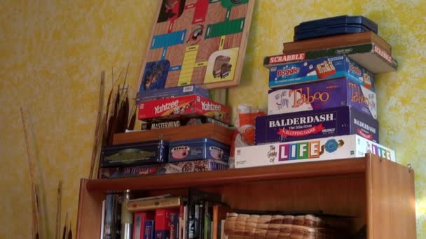 Bücher, Bücherregale, Lesen, Lernen, Bildung — Stockvideo