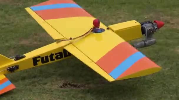 Avión RC, Control remoto, Juguetes, Aviones — Vídeo de stock