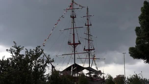 Bateaux pirates, Bateaux, Voiliers, Bateaux à moteur 