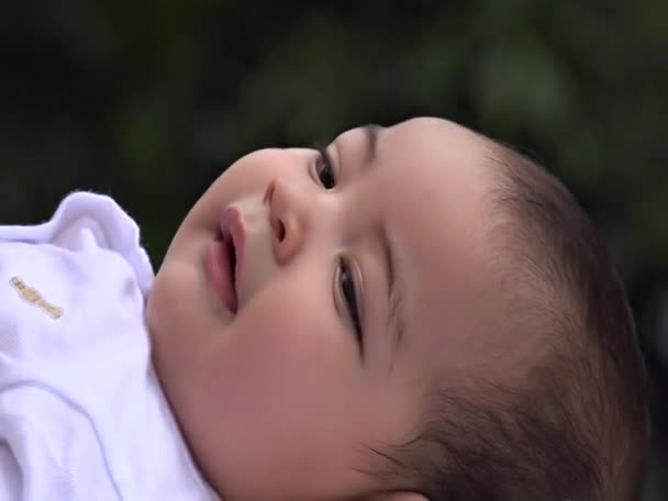 Happy Baby, usmívající se dítě, se smíchem novorozence — Stock video