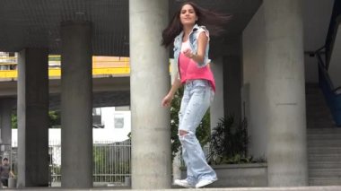 26 Mart 2015 - Cali, Kolombiya - öğrenci Hip Hop dans 