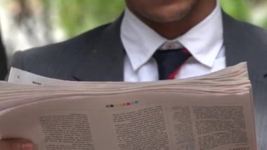 Okuma, gazete, süreli yayınlar, iş