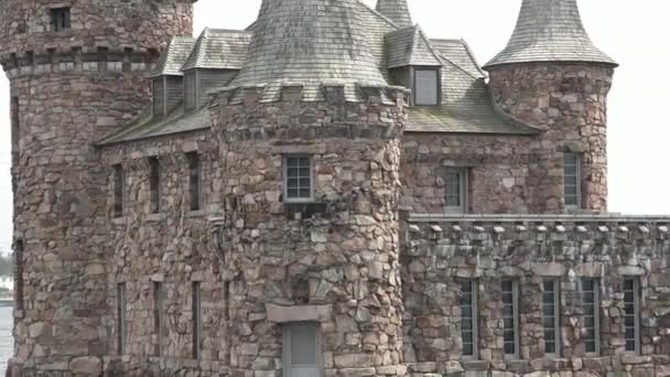 Παλιά κτίρια, μεσαιωνικό κάστρο — Αρχείο Βίντεο