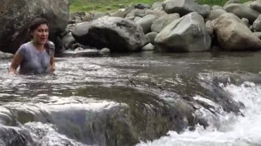 Hiking, nehir yürüyüşçü