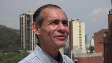 Adam binalar düşünme