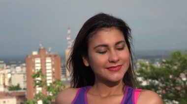 City Vista adlı poz kadın