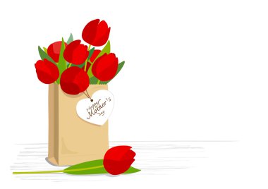 Anneler günü kartı ahşap zemin üzerinde kahverengi kağıt torba içinde kırmızı lale