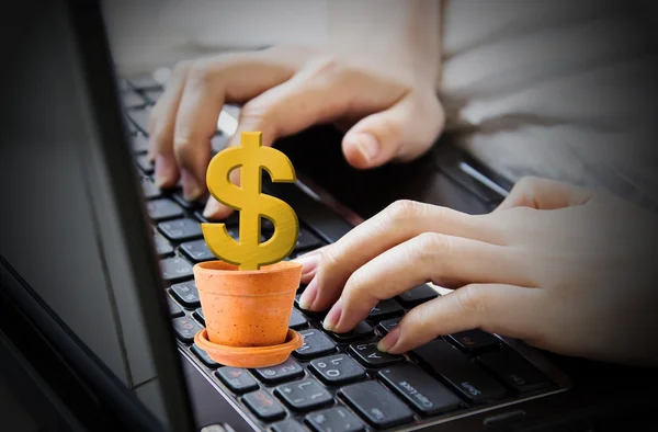 Making money online — Stock Photo, Image