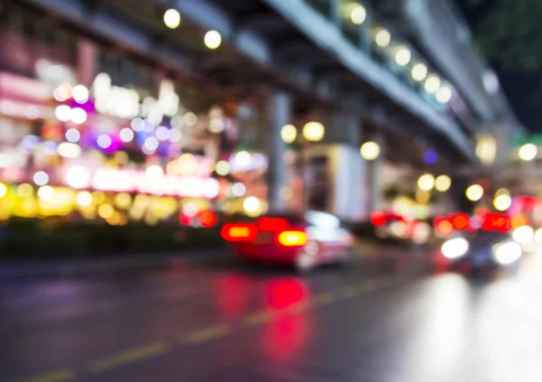 Abstrakter verschwommener Hintergrund des Nachtverkehrs — Stockfoto