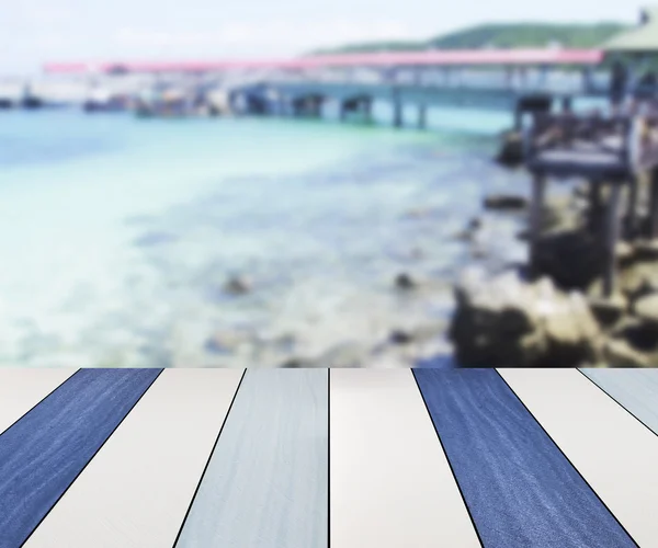 Dřevěná podlaha s výhledem na moře — Stock fotografie