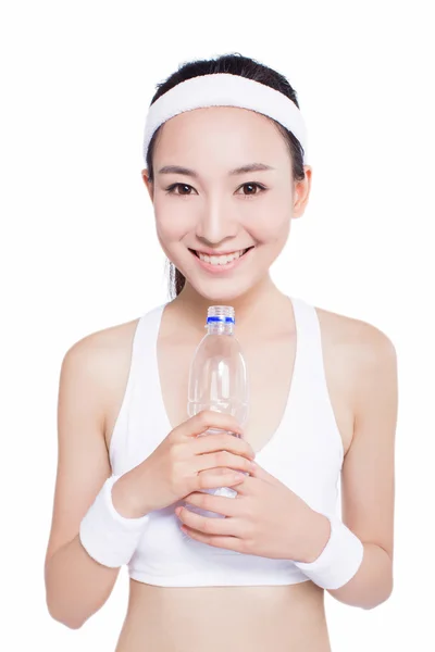 Zdrowa kobieta Azji z ręcznikiem i butelka wody — Zdjęcie stockowe