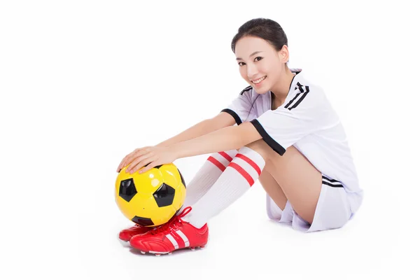 Mujer con pelota de fútbol — Foto de Stock