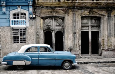 Old cars in Havana, Cuba  clipart