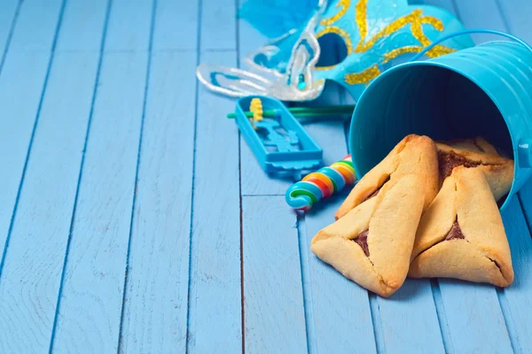 Hamantaschen cookie-kat a vödör a Purim ünnep — Stock Fotó