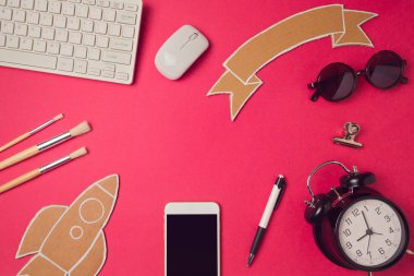 okul eşyalarına geri dön