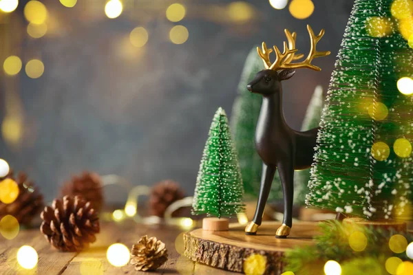 Décorations Noël Sur Table Bois Avec Lumières Bokeh Espace Copie — Photo