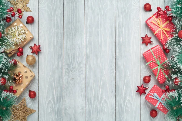 Fondo Vacaciones Navidad Con Cajas Regalo Decoraciones Mesa Madera — Foto de Stock