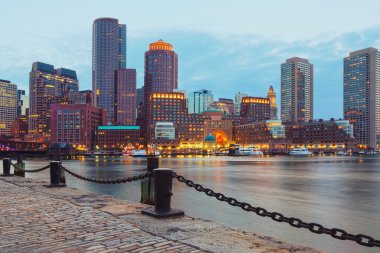 Boston Limanı ve Finans Bölgesi