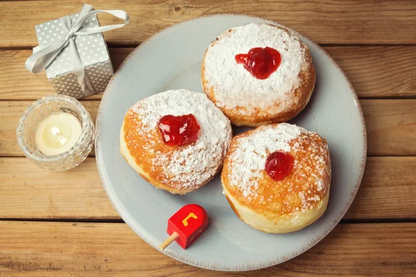 Fánk, lekváros, hanukkah a — Stock Fotó