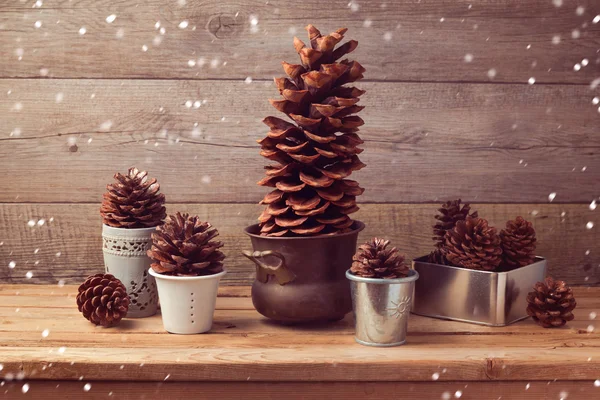 Pine maïs decoratie voor kerst tafel — Stockfoto