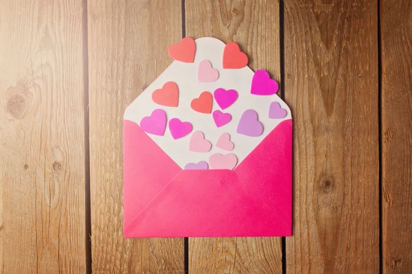 Envelope and heart shapes — Stock Photo, Image