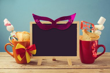 Kara tahta ve geleneksel hediyeler