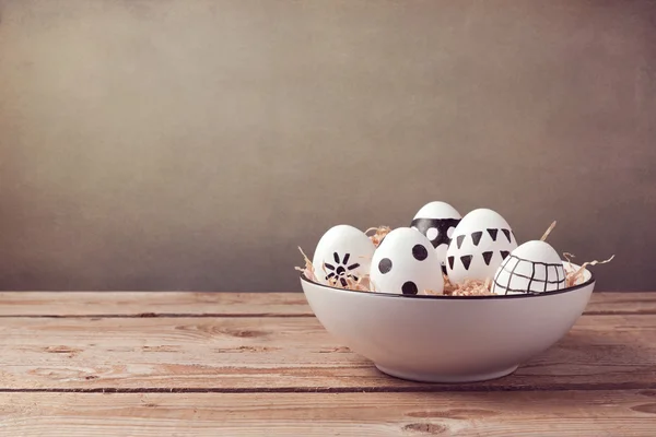 Easter eggs with hand drawing ornament — Stock Photo, Image