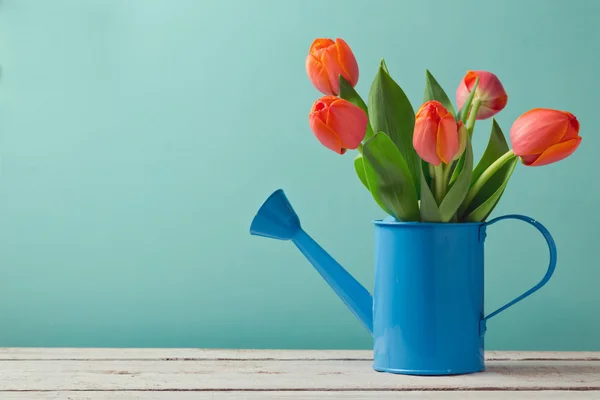Frühlingsstrauß aus Tulpen — Stockfoto