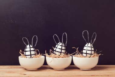 Modern Paskalya yortusu yumurta süslemeleri