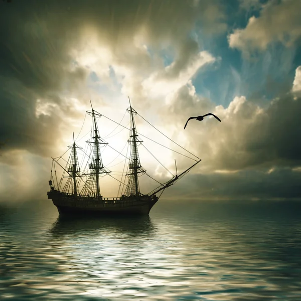 güzel manzara karşı yelkenli