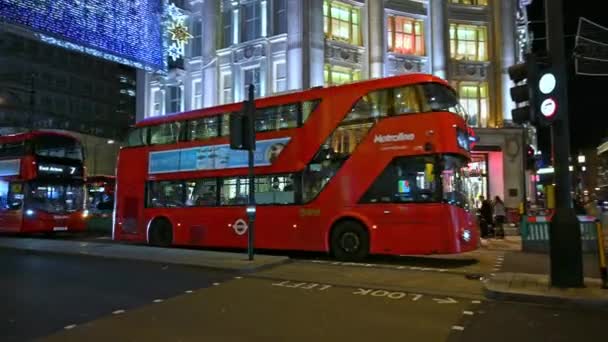 Londres Noviembre 2020 Disparo Autobús Rojo Dos Pisos Londres Conduciendo — Vídeos de Stock