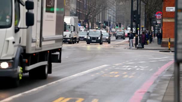 Londýn Března 2020 Dopravní Špička Zastavila Semaforech Euston Road Nádraží — Stock video