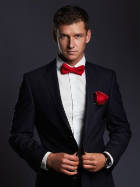 yakışıklı çiçek