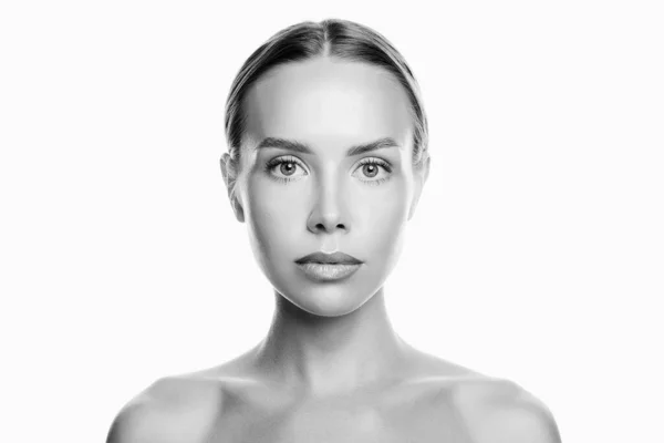 Beauté Femme Visage Noir Blanc Portrait Magnifique Modèle Spa Fille — Photo