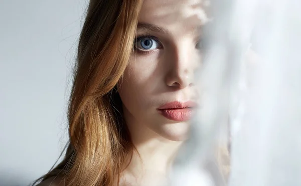 Uma Linda Bela Jovem Mulher Menina Doce Luz Dia Uma — Fotografia de Stock