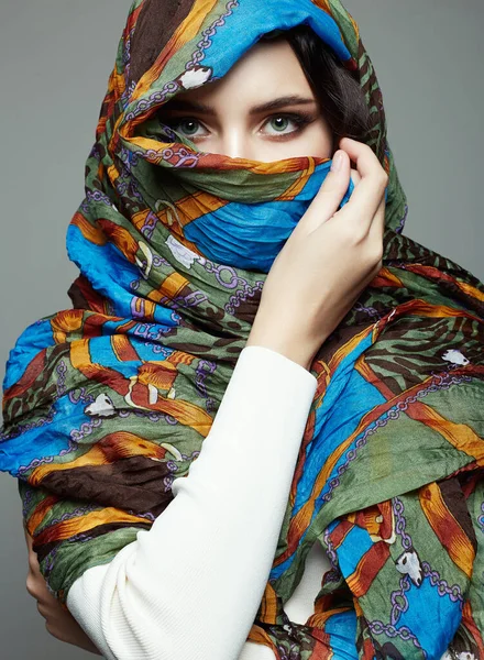 Hermosa Joven Hijab Chica Belleza Sari Colorido Moda Oriental Mujer — Foto de Stock