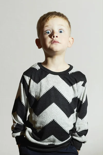 Funny shock face child in sweater.children trend.little boy.emotion — Stock Photo, Image