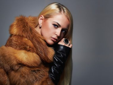 Kürk manto güzel kadın. Kış Güzellik moda Model kız