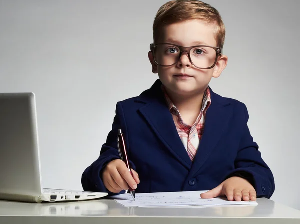 Brilliant Little Boy Playing Chess with His Chess Master, Uses Laptop for  Video Call. Remote Online Education, E-Education, Distance Learning Stock  Photo - Alamy