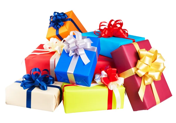 Pile di scatole regalo avvolte in carta colorata . — Foto Stock