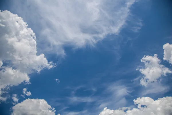 空の白い雲 — ストック写真