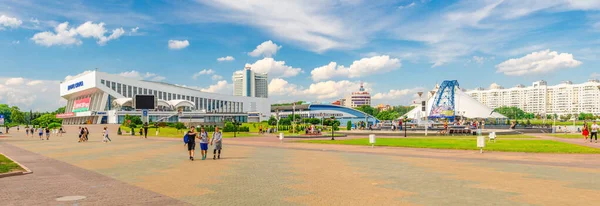 Mińsk Białoruś Lipca 2020 Panorama Mińska Placem Pobliżu Pałacu Sportowego — Zdjęcie stockowe